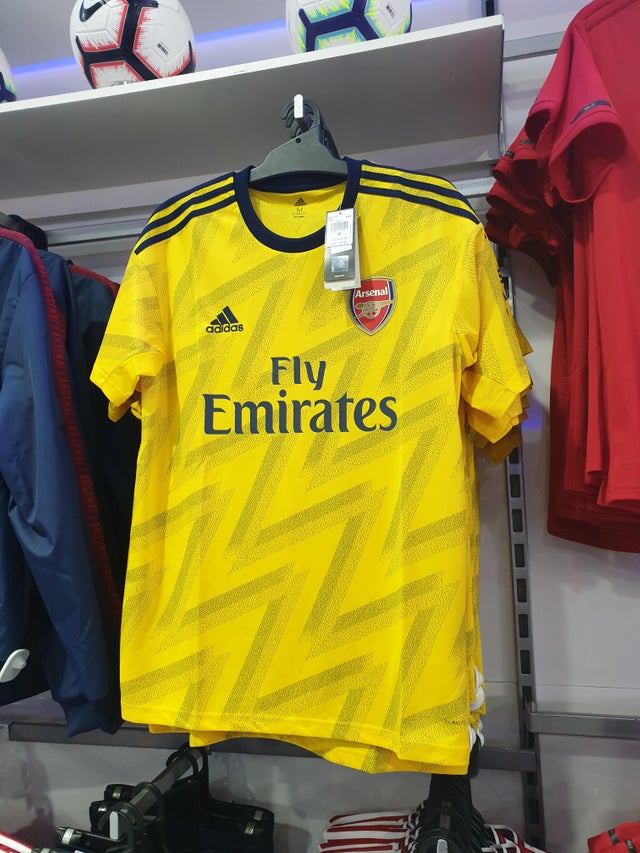 Leaked picture of Arsenal's third kit emerges – Arseblog News ...