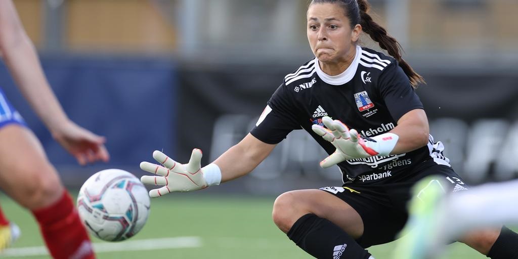 Sabrina D'Angelo joins Arsenal Women as January transfer drive continues -  Yahoo Sports